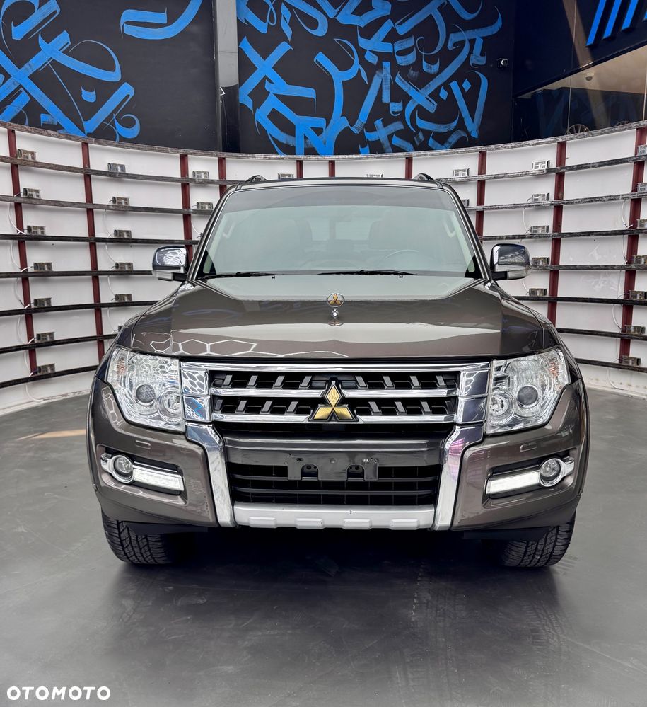 Mitsubishi Pajero 3.8 V6 Automatik Instyle - 2