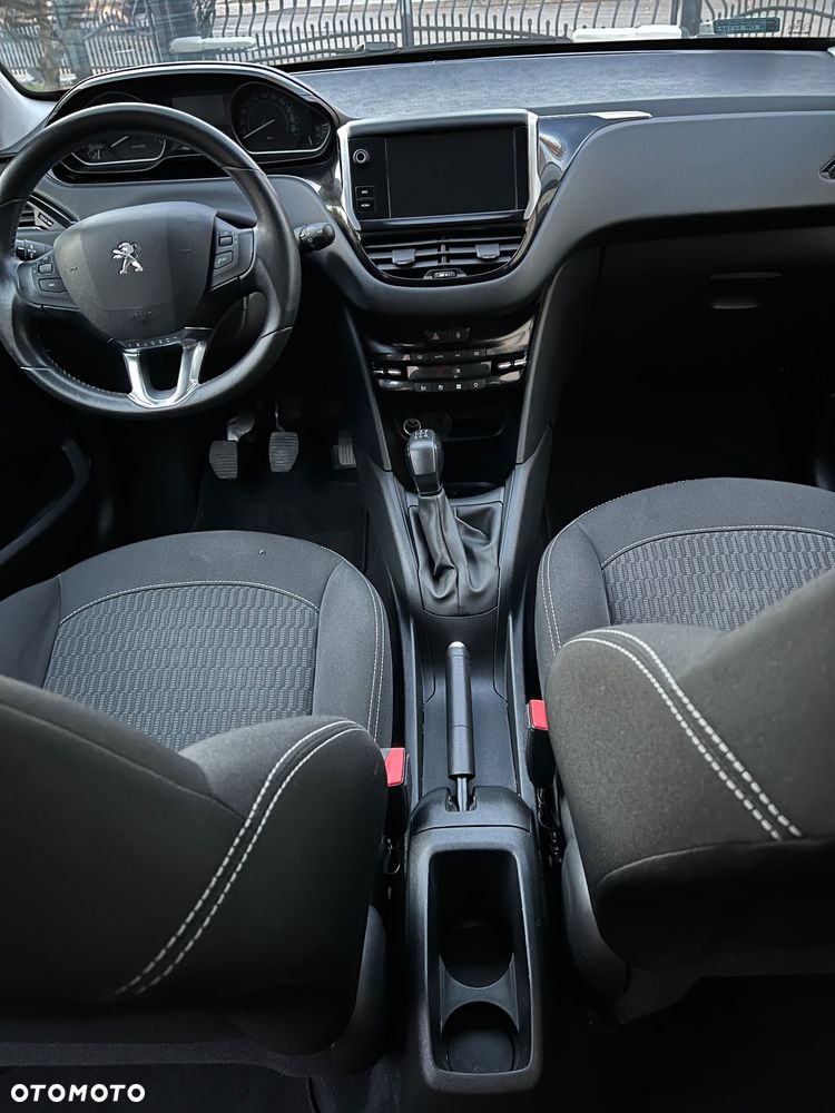 Peugeot 208 1.2 PureTech Active - 7