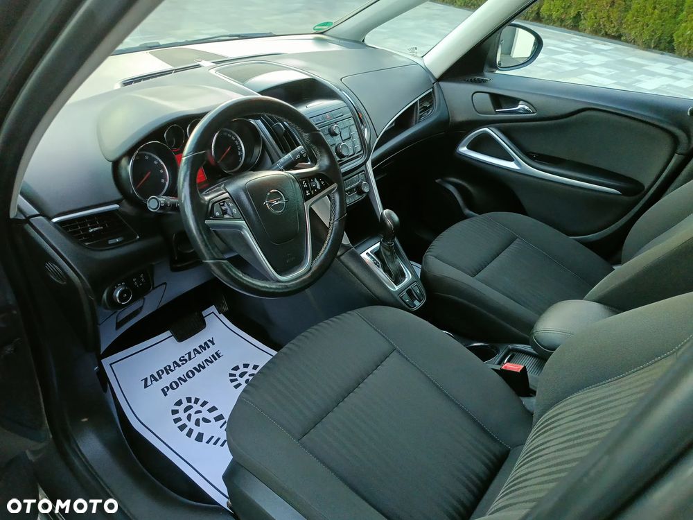 Opel Zafira - 24