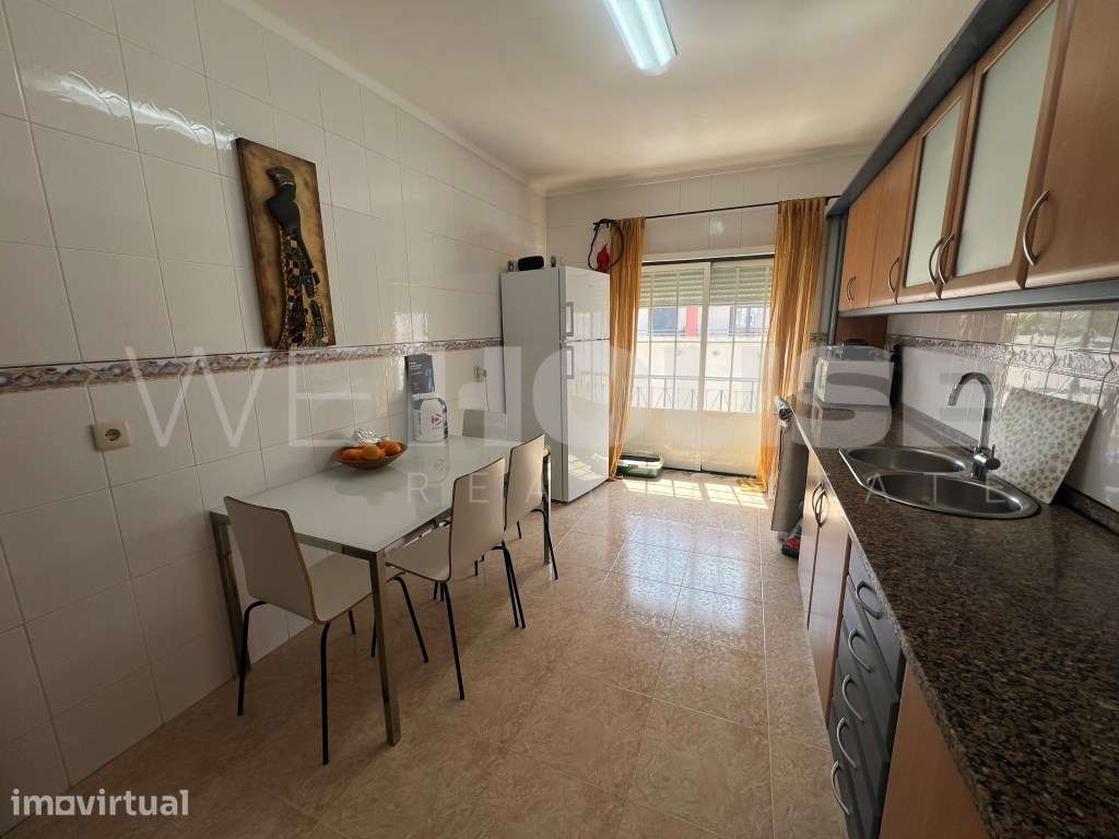 Apartamento T2 com Parqueamento | Pinhal Novo - Grande imagem: 2/26