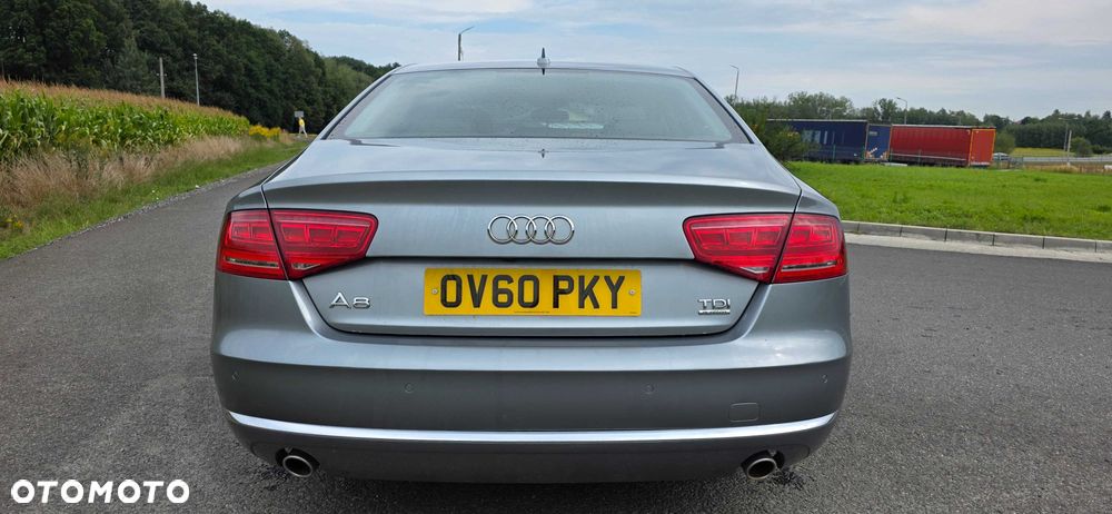 Audi A8 - 5