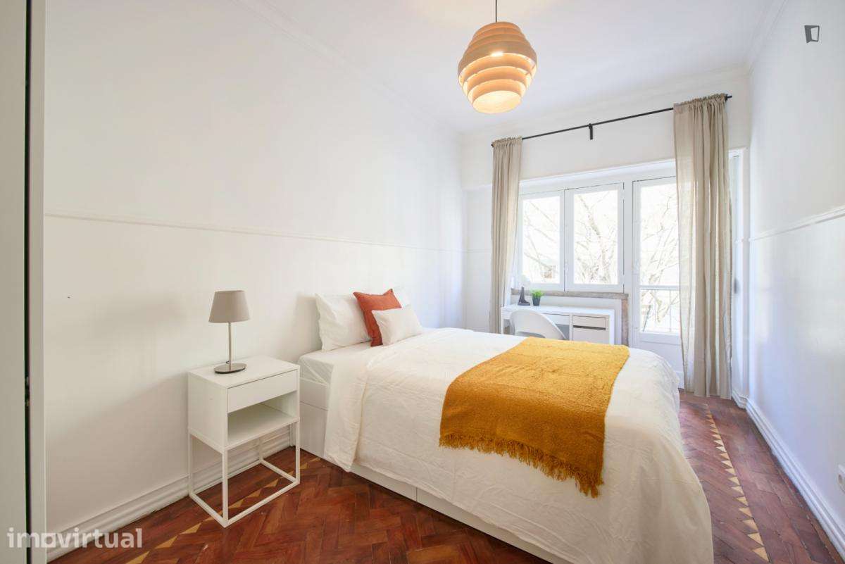 Quarto - localizado em Entrecampos Lisbon - Grande imagem: 4/30