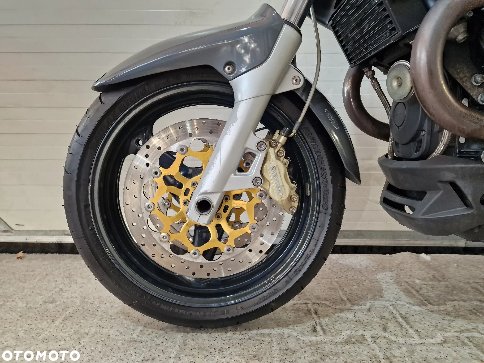 Moto Guzzi Breva - 15