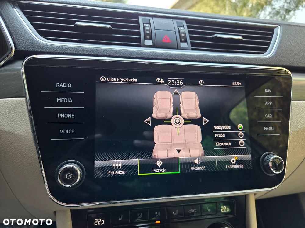 Skoda Superb 2.0 TSI Style DSG - 33