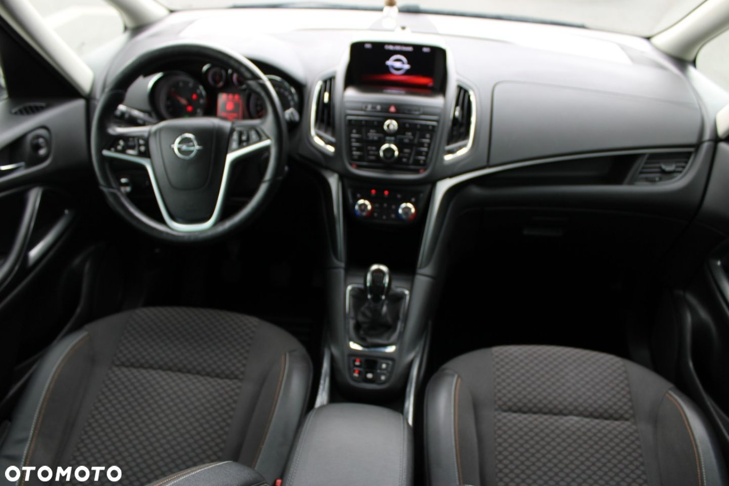 Opel Zafira - 38