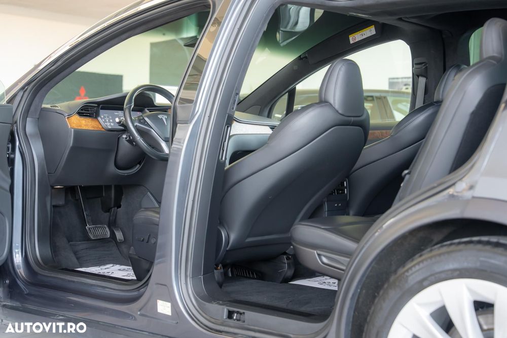 Tesla Model X Signature P90D Allradantrieb - 30