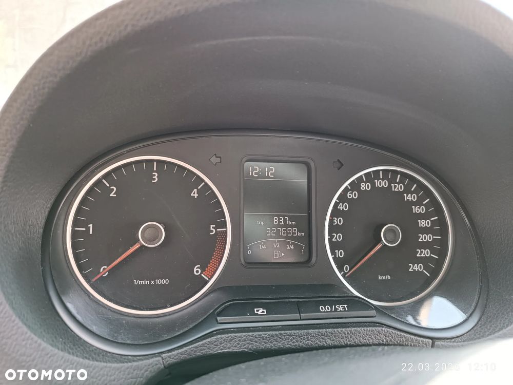 Volkswagen Polo - 12