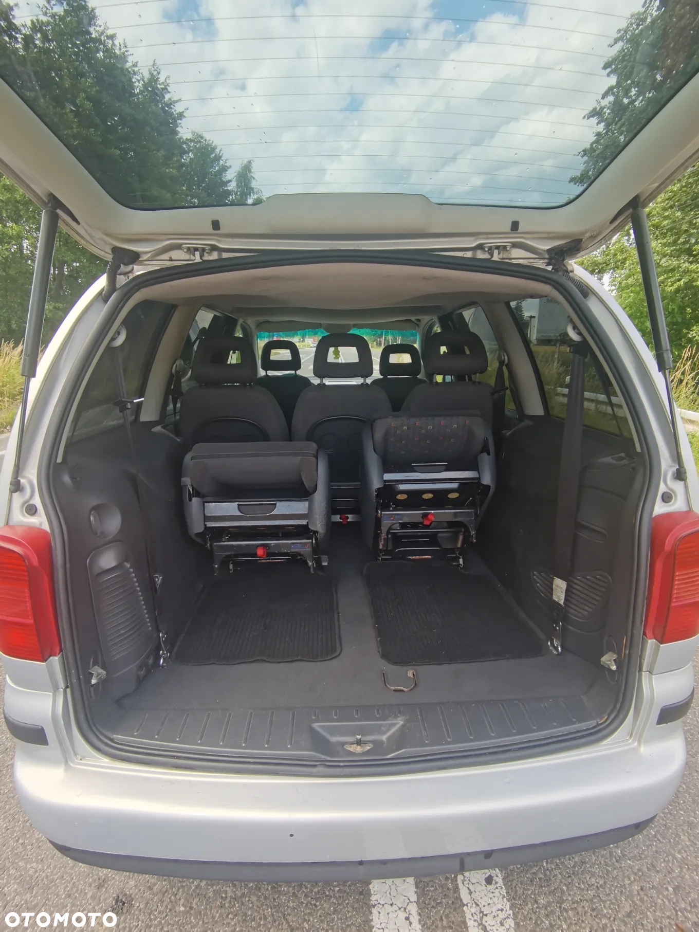 Volkswagen Sharan 1.9 TDI - 9