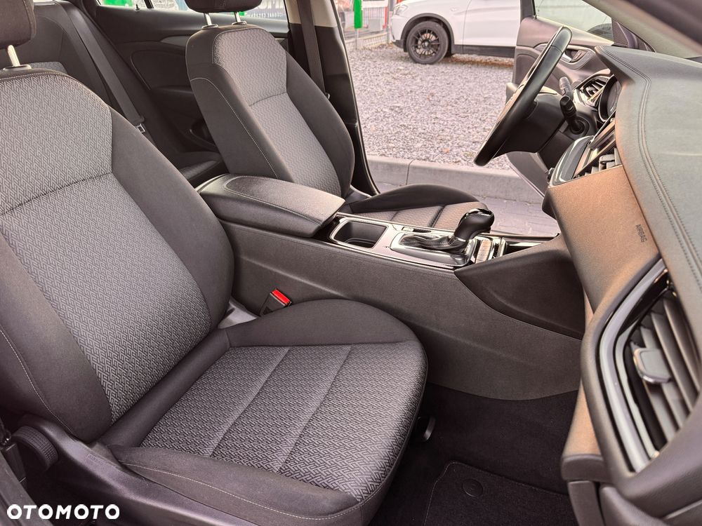 Opel Insignia 2.0 CDTI automatik Sport - 21