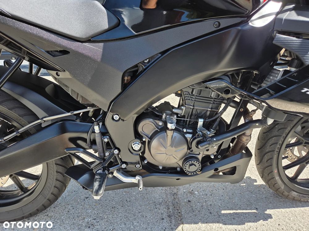 Aprilia Tuono - 11