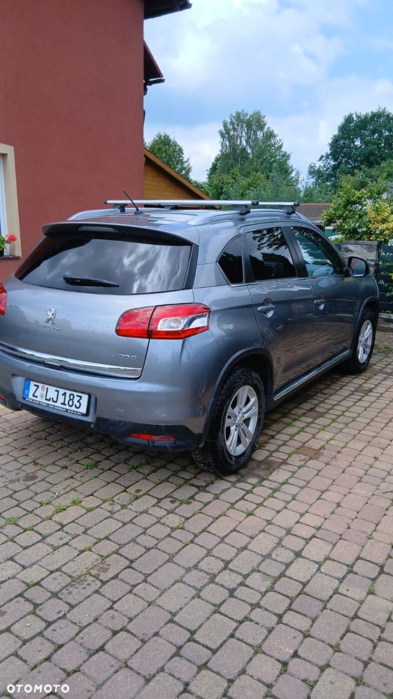 Peugeot 4008 - 4