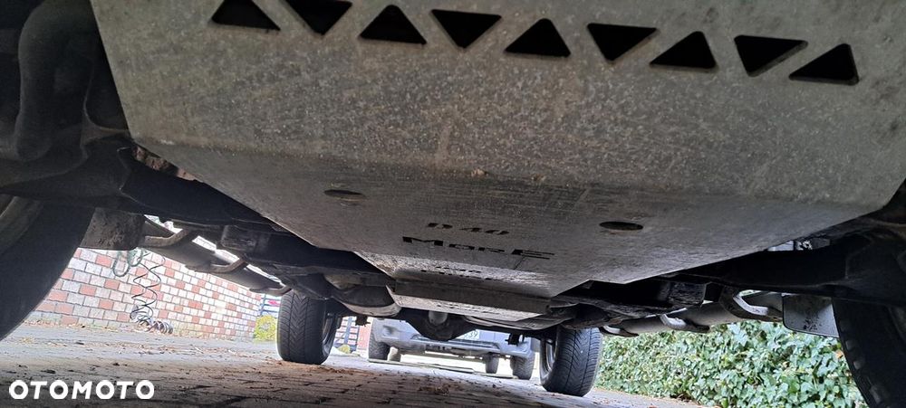 Nissan Navara 2.5 D LE - 2