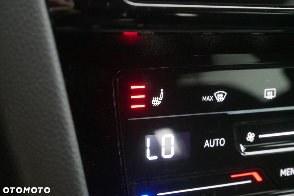 Volkswagen Arteon 2.0 TSI R-Line DSG - 24