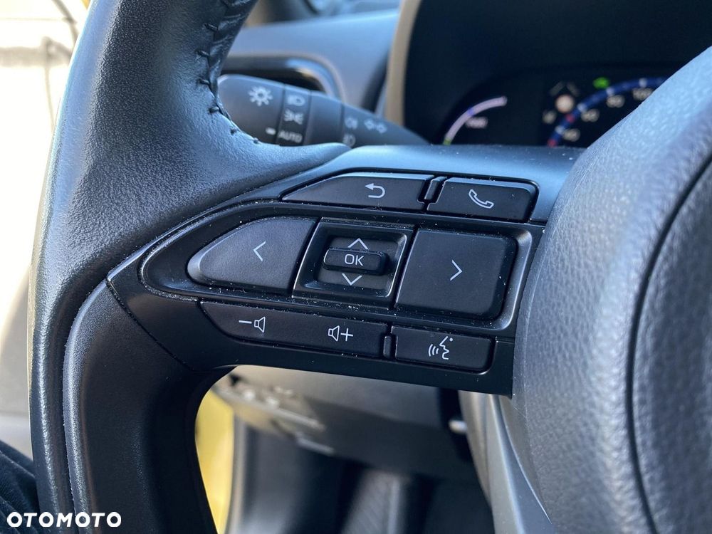 Toyota Yaris Cross Hybrid 1.5 Premiere Edition - 20