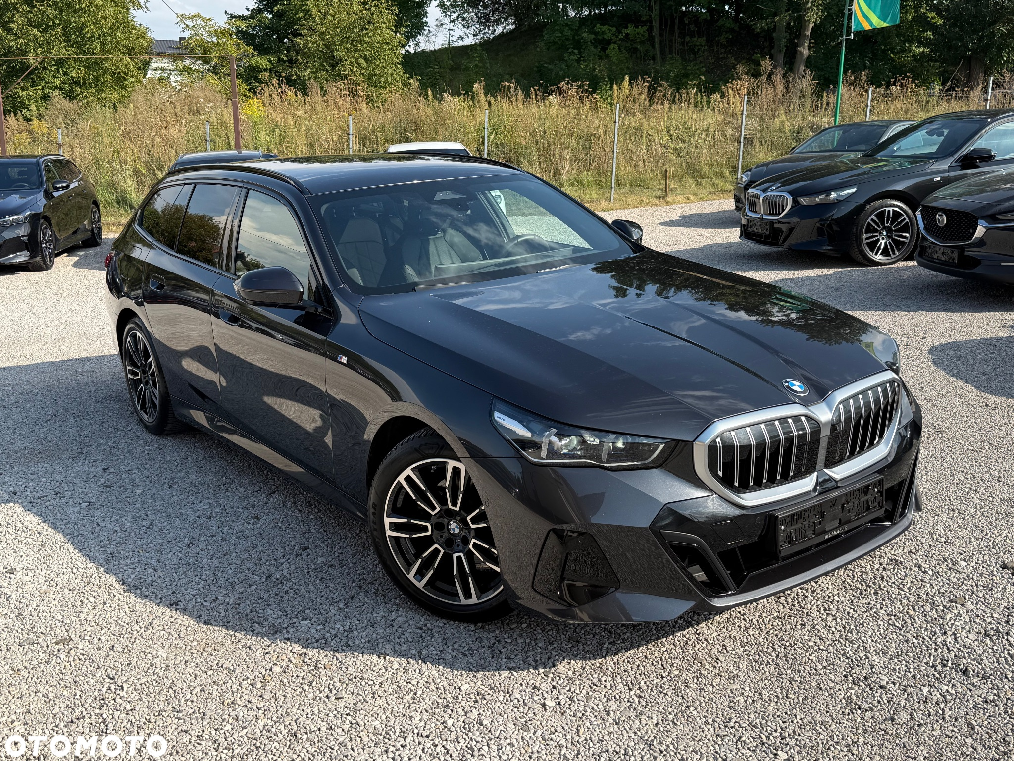 BMW Seria 5 520d xDrive Touring - 36