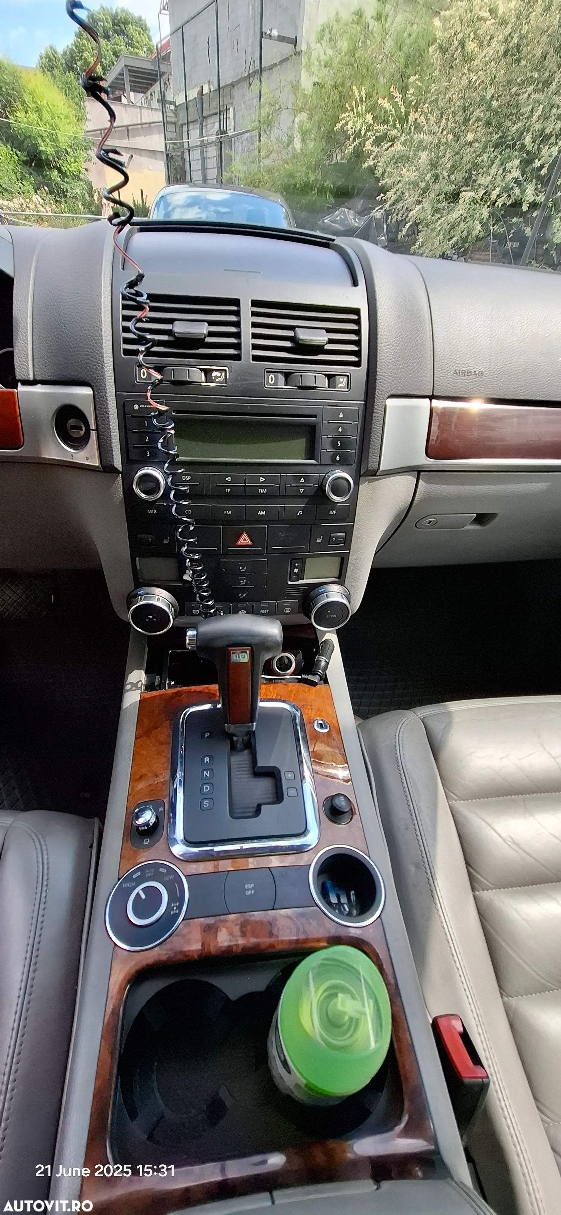 Volkswagen Touareg 2.5 TDI R5 Aut. - 24