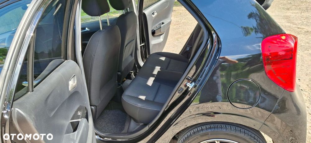 Kia Picanto 1.0 M - 11