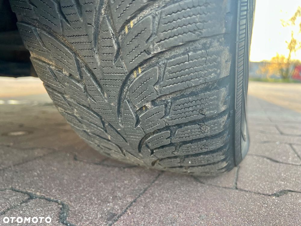 Volkswagen Passat - 24