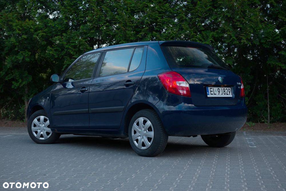 Skoda Fabia - 4