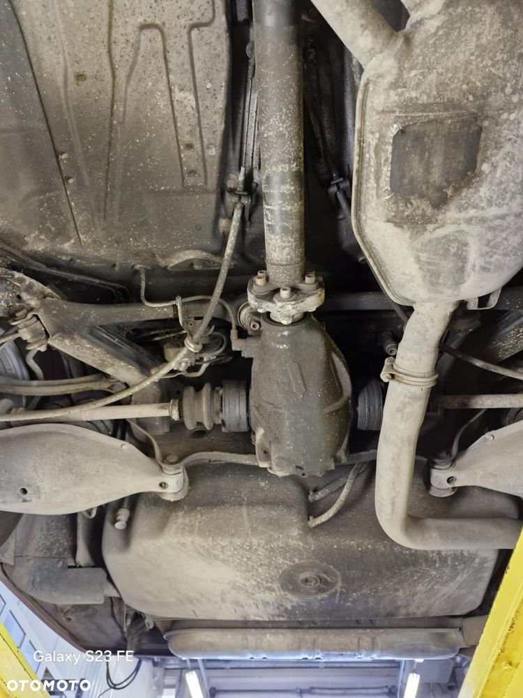 Mercedes-Benz W124 (1984-1993) - 13