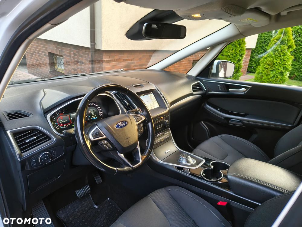 Ford S-Max 2.0 EcoBlue Titanium - 17