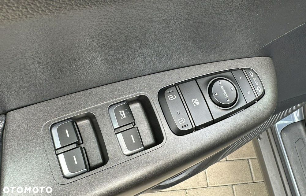 Kia Sportage 1.6 GDI 2WD DREAM-TEAM EDITION - 30