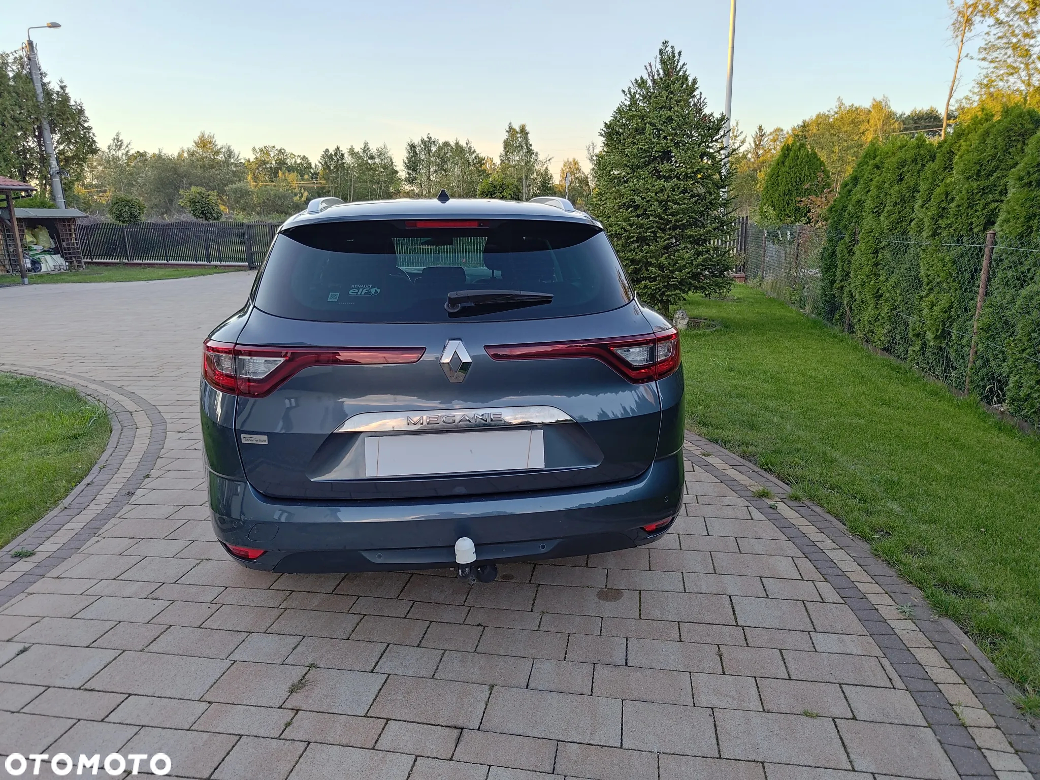 Renault Megane Grandtour TCe 140 GPF LIMITED - 7