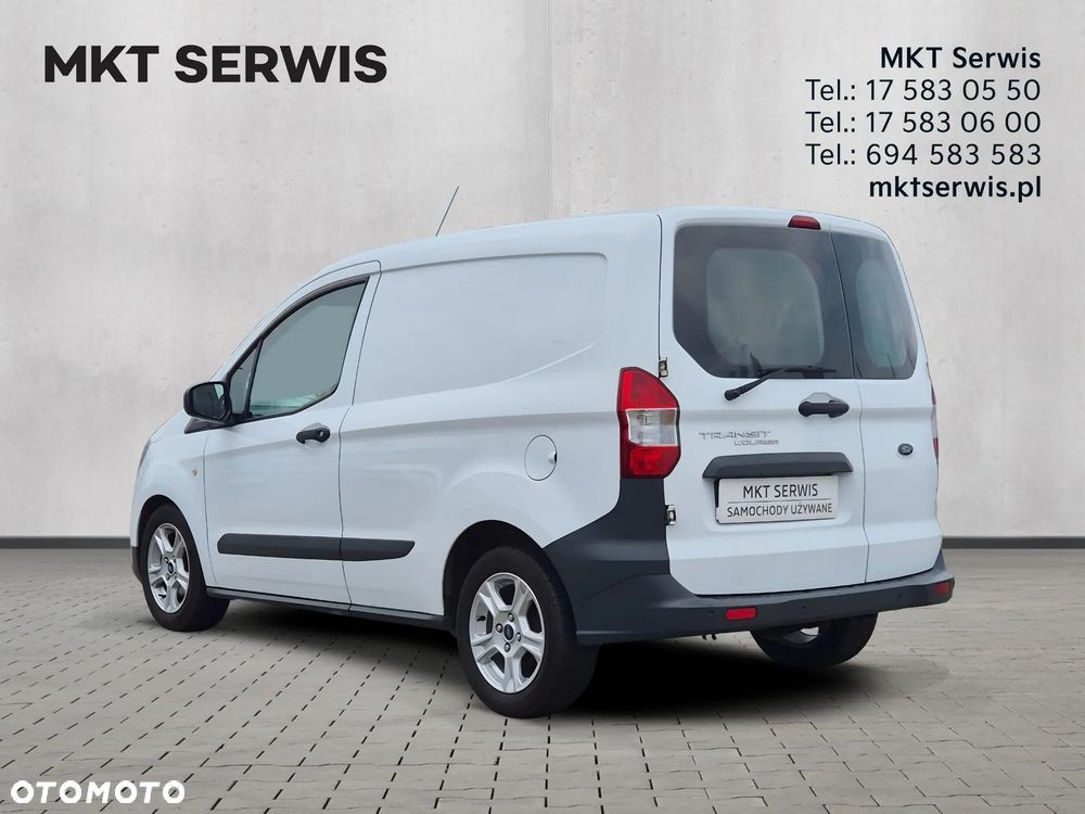 Ford Transit Courier - 3