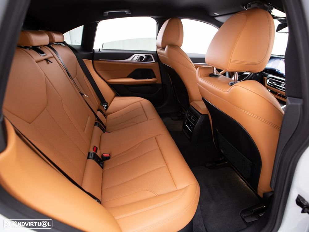 BMW i4 eDrive40 Pack Desportivo M - 12