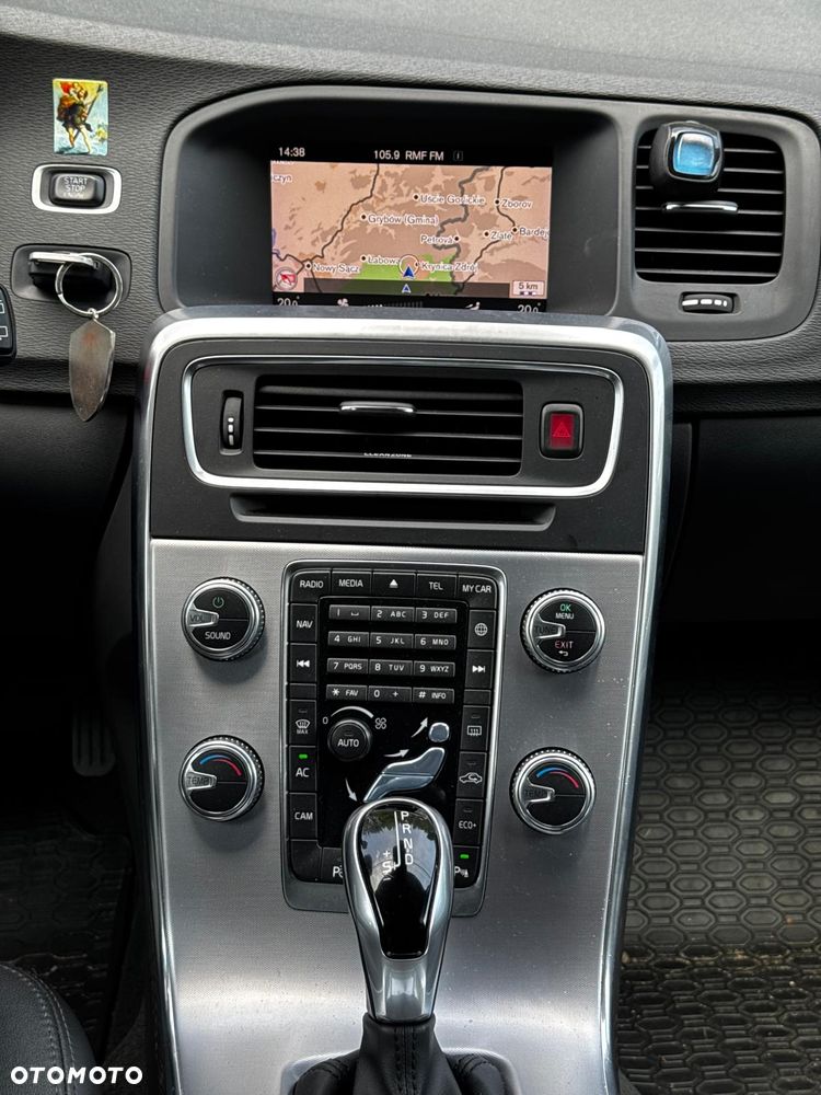 Volvo V60 D2 Drive-E Dynamic Edition (Momentum) - 5