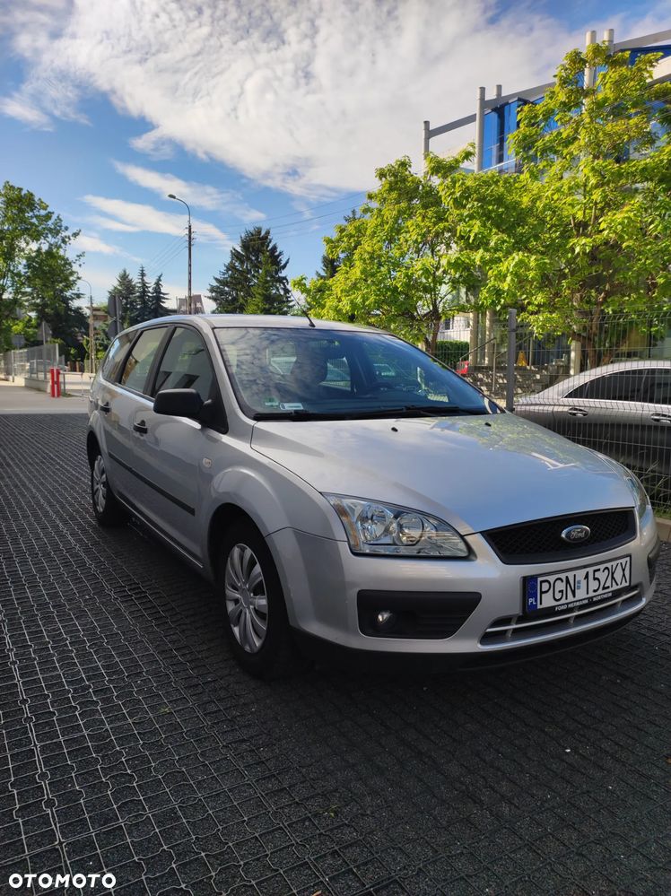 Ford Focus 1.6 16V Style - 2