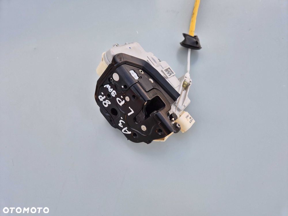 Zamek Drzwi LEWY Przód Przedni Linka Audi A3 8P 9PIN Oryg A4 A6 A8 - 6