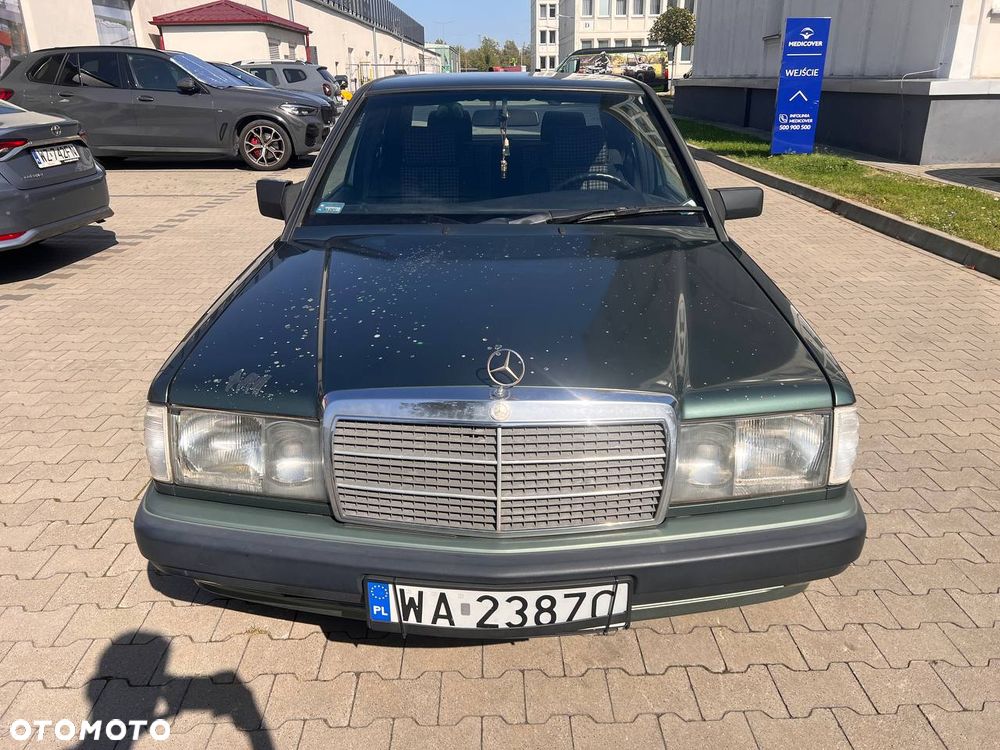 Mercedes-Benz W201 (190) - 2
