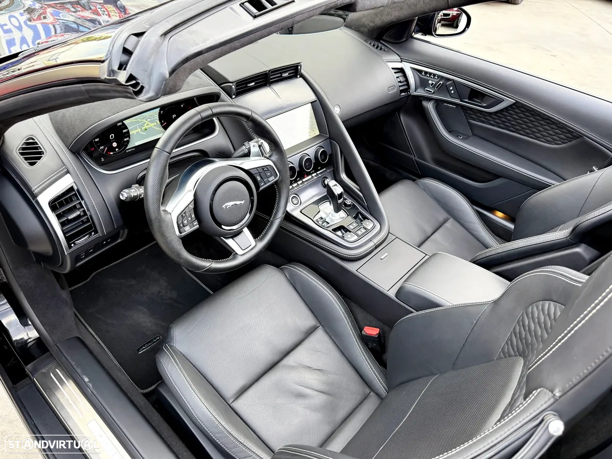 Jaguar F-Type 2.0 i4 R-Dynamic Black - 21