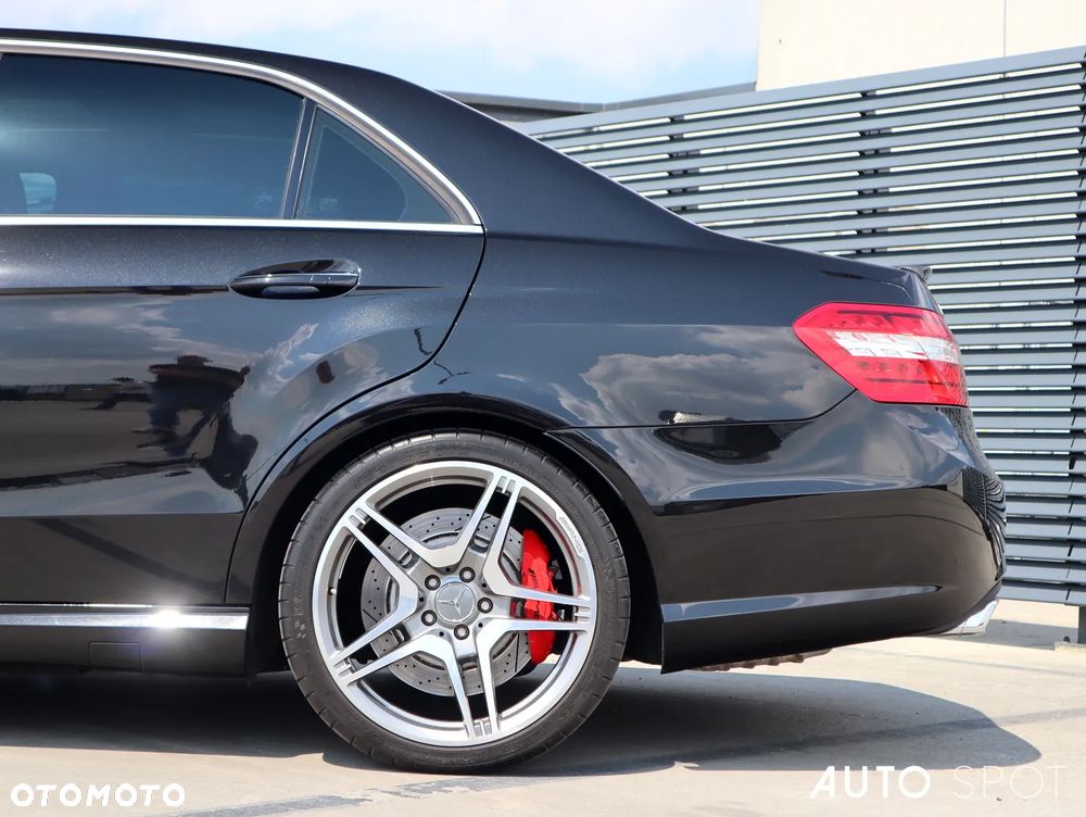 Mercedes-Benz Klasa E 63 AMG AMG Speedshift 7G-MCT - 6