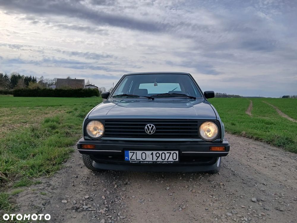 Volkswagen Golf - 4