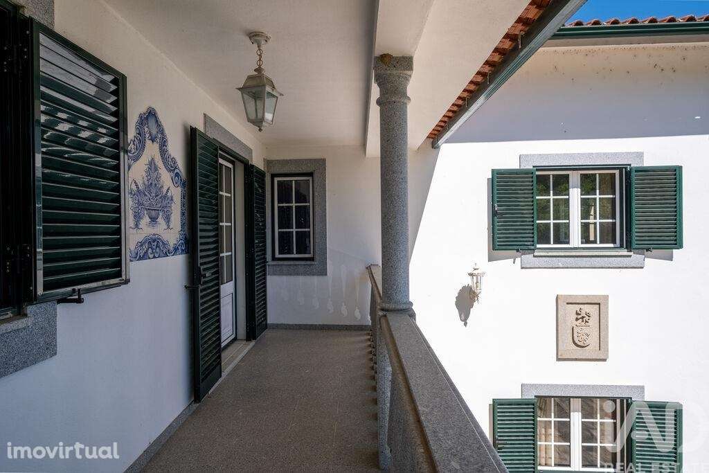 Casa / Villa T5 em Lourosa de 572,00 m2 - Grande imagem: 2/30