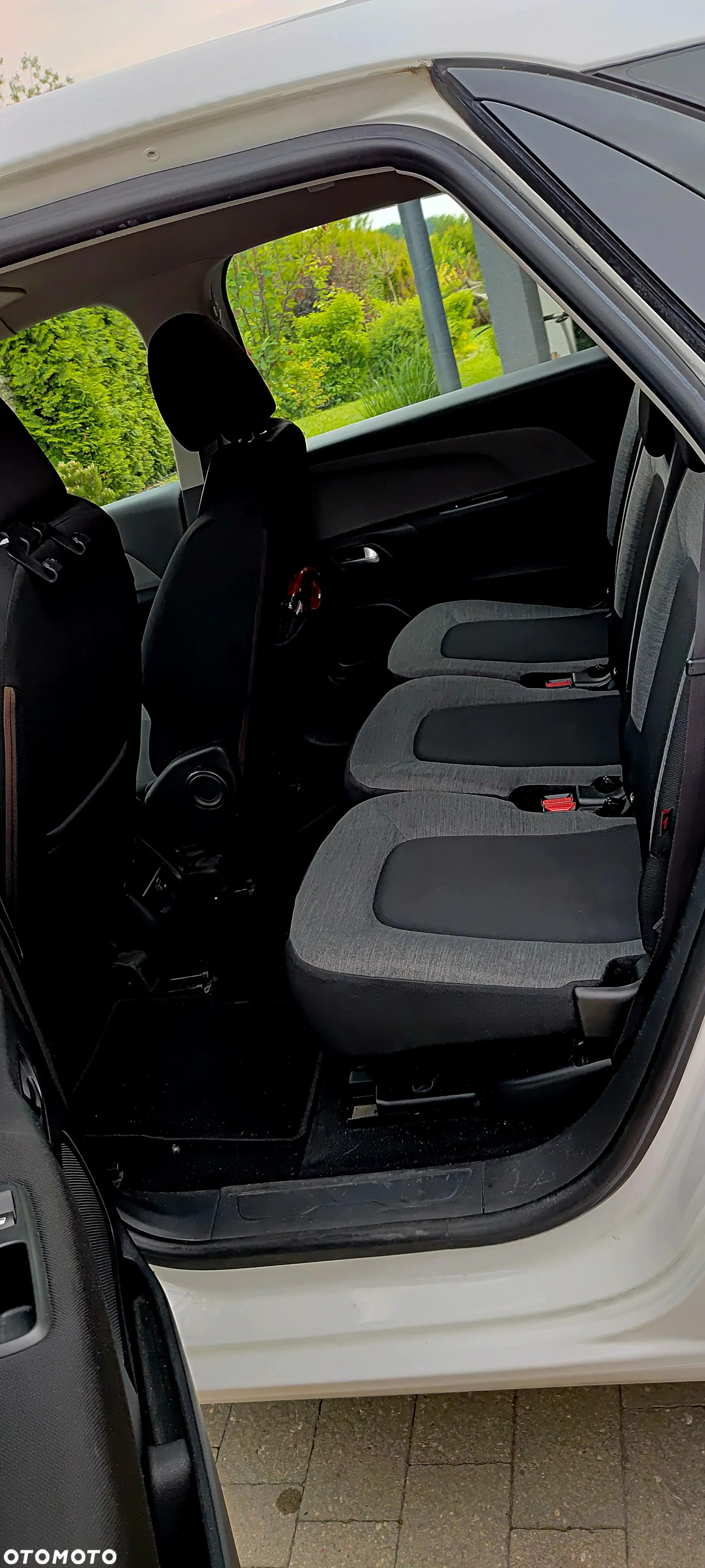 Citroën C4 Picasso 1.6 e-HDi Attraction - 8