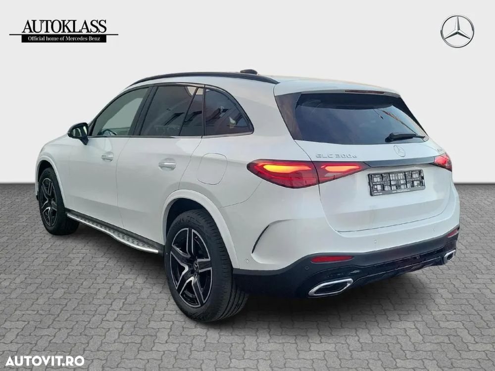 Mercedes-Benz GLC 300 e 4MATIC - 7