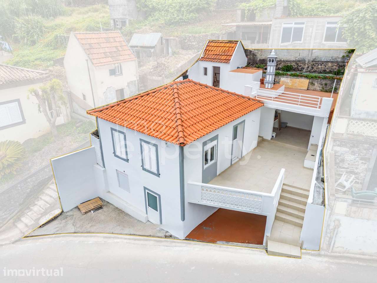 Moradia T2 Remodelada com Vista Mar, Terraço, Churrasco e 2 Estacionam - Grande imagem: 2/22