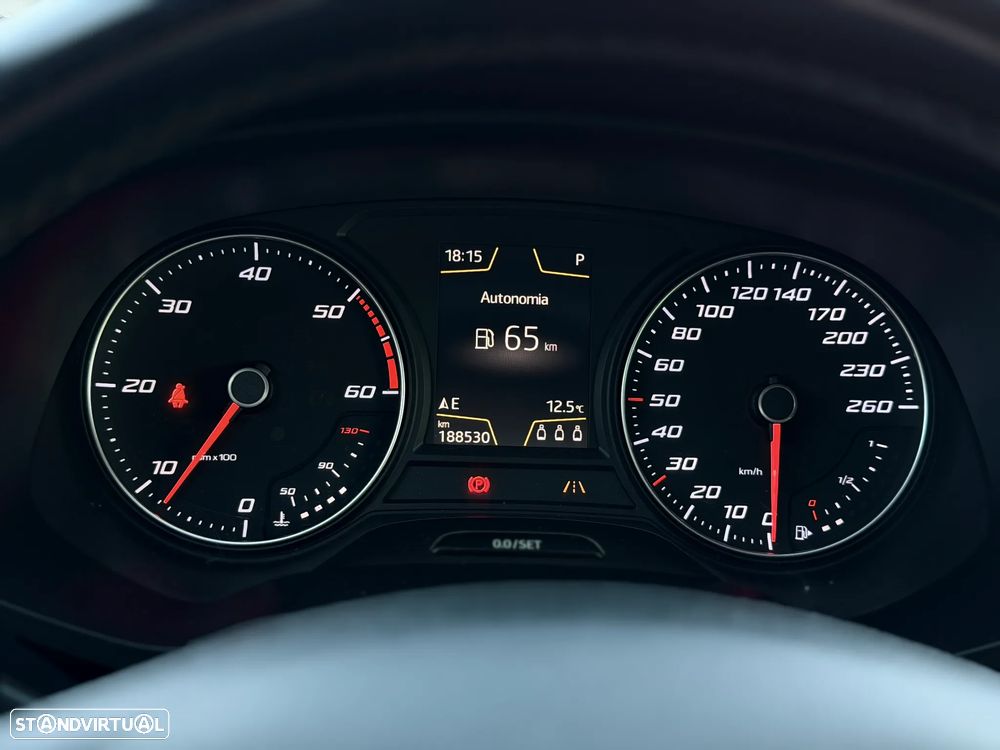 SEAT Leon ST 1.6 TDI S&S DSG Style - 12