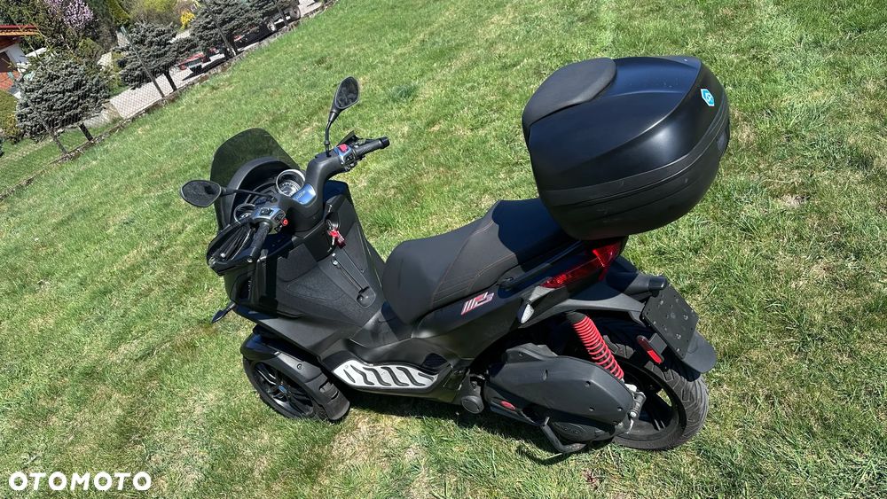 Piaggio MP-3 - 6