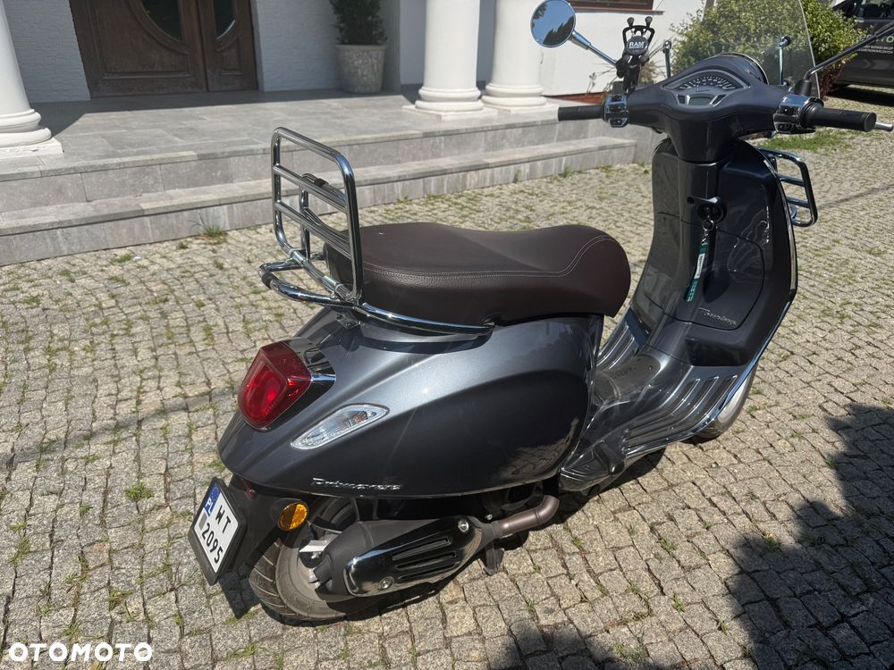 Vespa Primavera - 3