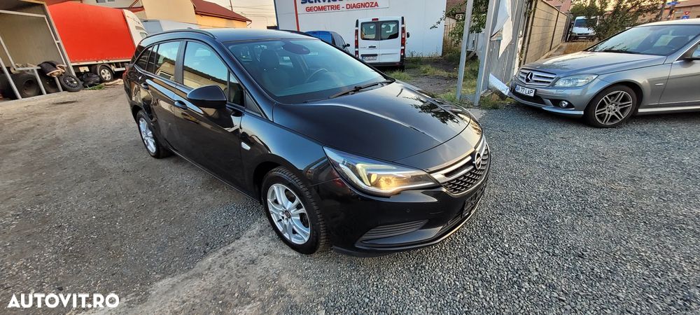 Opel Astra 1.6 D (CDTI) Automatik Edition - 3