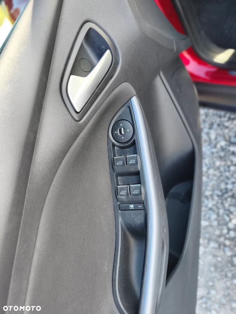 Ford Focus - 34