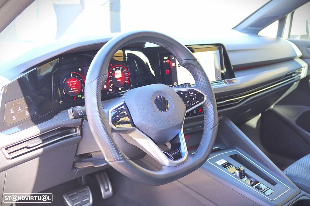VW Golf - 31