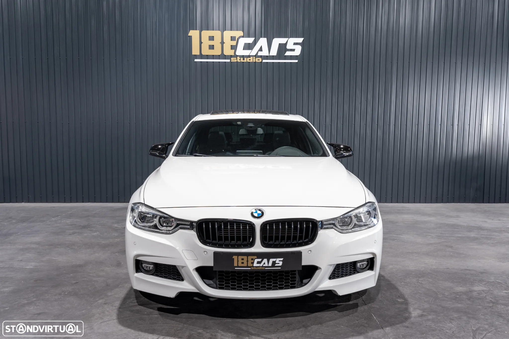 BMW 330 e iPerformance Pack M - 43