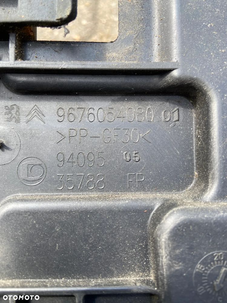 PEUGEOT 2008 I Citroen C3 III Podstawa akumulatora 9676054080 - 4
