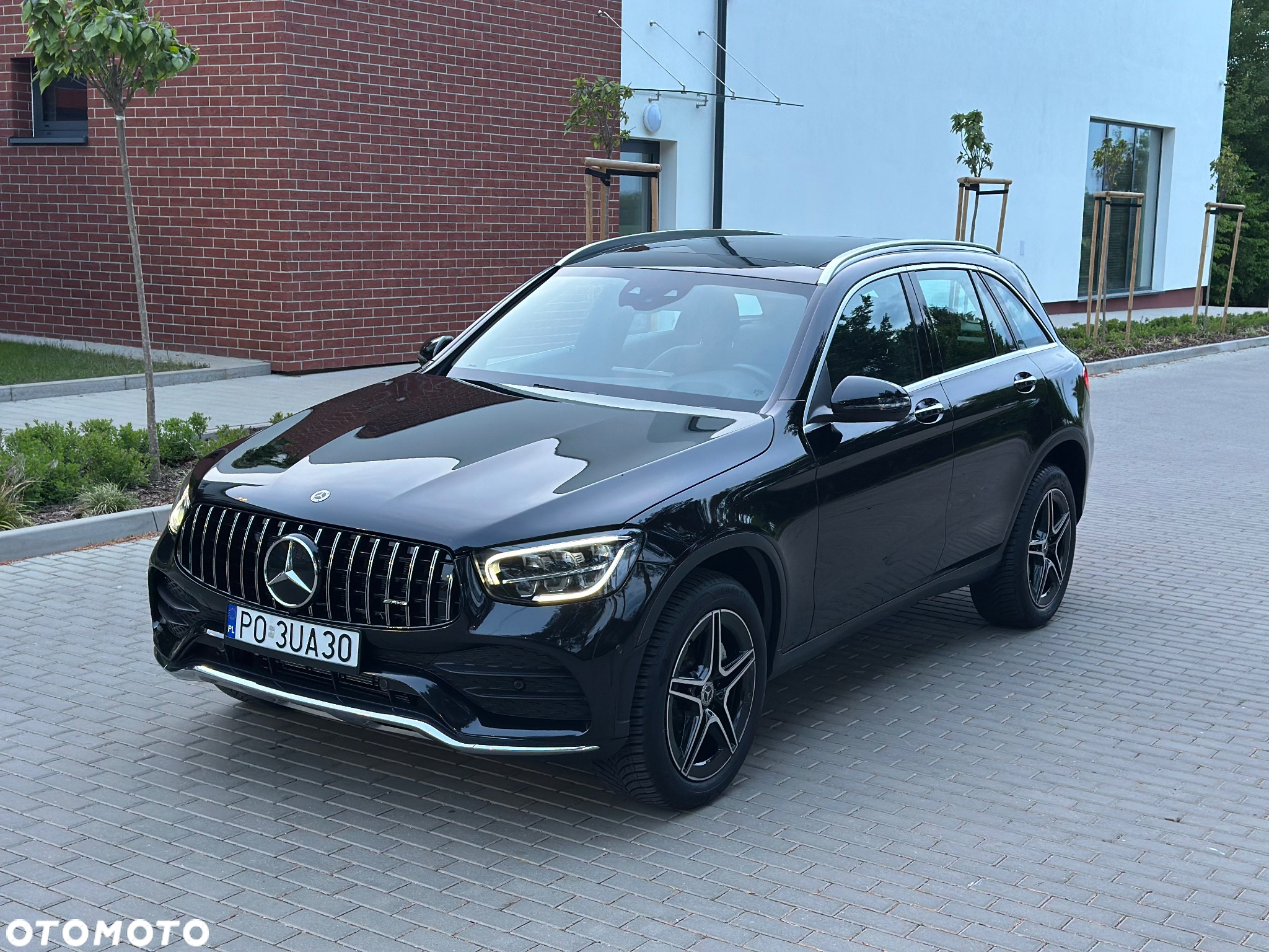 Mercedes-Benz GLC 300 de 4Matic 9G-TRONIC AMG Line - 3