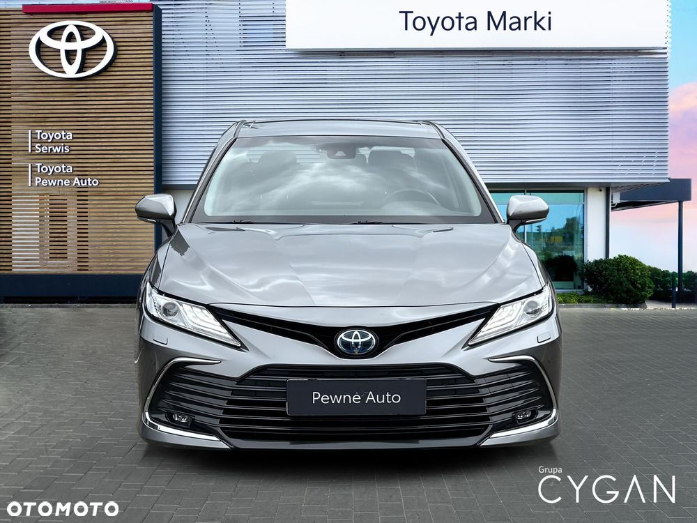 Toyota Camry 2.5 Hybrid Executive CVT - 8